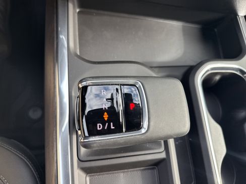 New 2026 GMC Sierra 1500 SLT w/ SLT Premium Plus Package image 29