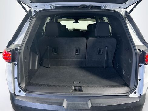 Used 2023 Chevrolet Traverse LT FWD image 29