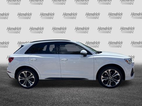 Used 2022 Audi Q3 2.0T Premium Plus w/ Premium Plus Package AWD/4WD image 11