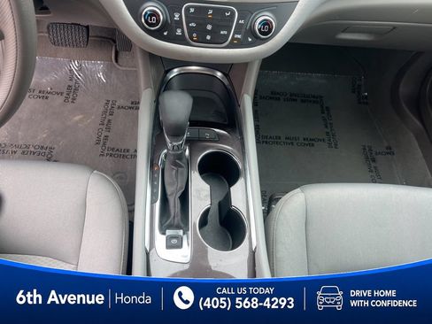 Used 2025 Chevrolet Malibu LT FWD image 13