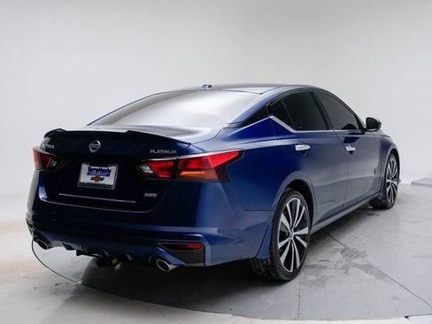 Used 2019 Nissan Altima 2.5 Platinum image 6