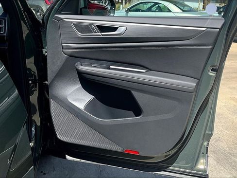 New 2026 Volkswagen Atlas Cross Sport SE AWD/4WD image 28