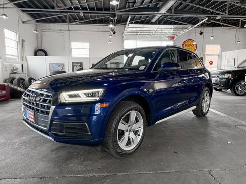 Used 2019 Audi Q5 2.0T Premium Plus image 12