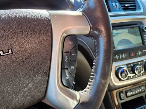 Used 2014 GMC Acadia Denali AWD/4WD image 38