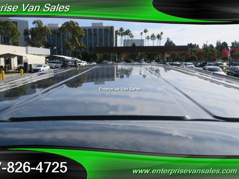 Used 2023 Ford Transit 350 XLT image 21