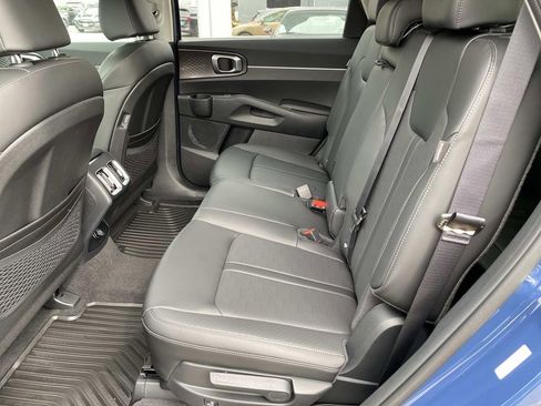 New 2026 Kia Sorento EX image 7
