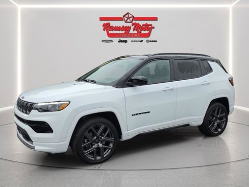 Used 2025 Jeep Compass Limited w/ Driver Assist Group I AWD/4WD image 1