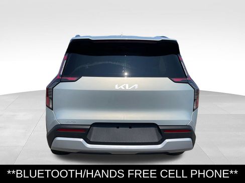 Used 2024 Kia EV9 Wind AWD/4WD image 5
