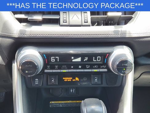 Used 2019 Toyota RAV4 XLE Premium w/ Advanced Technology Package FWD image 20