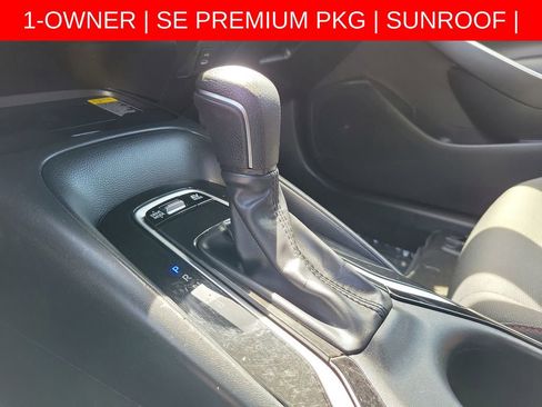 Used 2025 Toyota Corolla SE w/ SE Premium Package FWD image 34