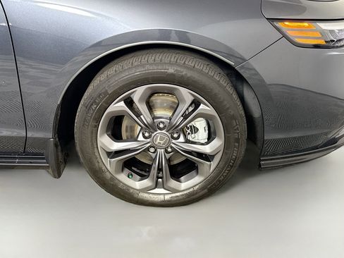 Used 2023 Honda Accord EX-L image 32