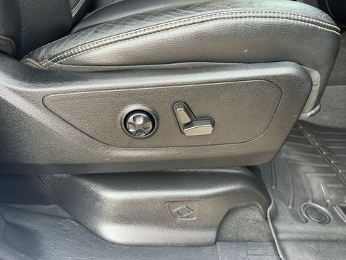Used 2021 RAM 1500 Sport w/ Level 2 Equipment Group AWD/4WD image 32