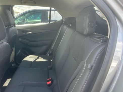 Used 2025 Buick Encore GX Preferred FWD image 36