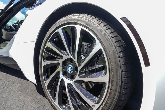 Used 2015 BMW i8 AWD/4WD image 48