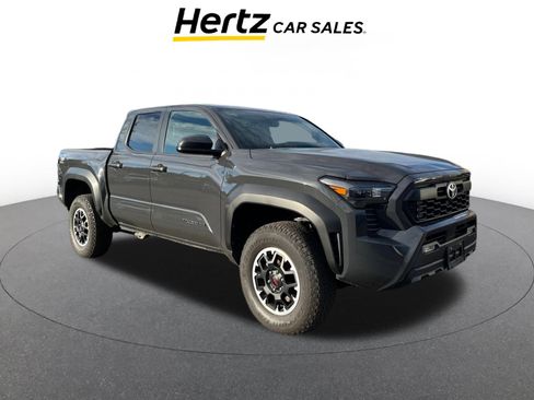 Used 2025 Toyota Tacoma TRD Off-Road image 1