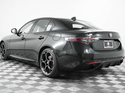 New 2025 Alfa Romeo Giulia Veloce w/ Veloce Package Rwd image 8