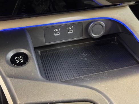 New 2026 Nissan Sentra SL w/ Floor Mat Package FWD image 34