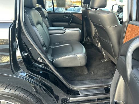 Used 2023 Nissan Armada SL w/ Captain's Chairs Package image 15