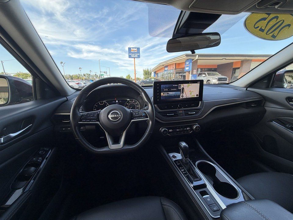 Used 2025 Nissan Altima 2.5 SL AWD/4WD image 14