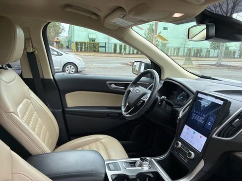 Used 2022 Ford Edge SEL w/ Convenience Package image 23