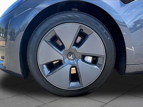 Used 2023 Tesla Model 3 Standard Range RWD image 10