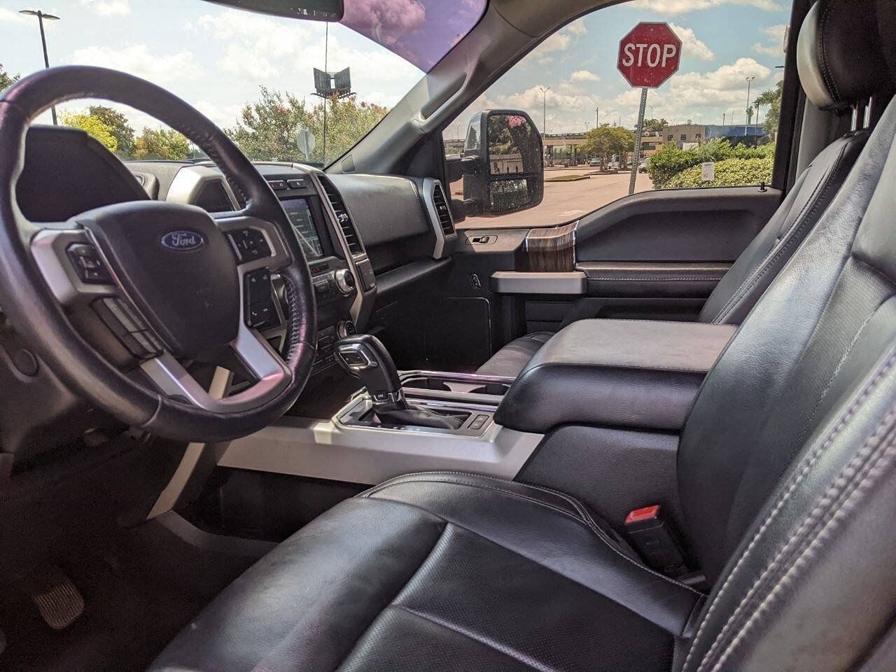 Used 2020 Ford F150 Lariat w/ Equipment Group 502A Luxury AWD/4WD image 11
