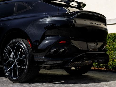 Used 2025 Aston Martin DBX 707 image 35