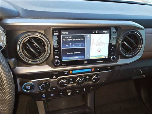 Used 2021 Toyota Tacoma Limited AWD/4WD image 15