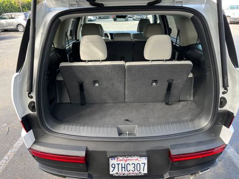 Used 2025 Hyundai Santa Fe SEL image 35