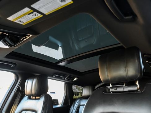 Used 2018 Land Rover Range Rover Sport Supercharged image 4