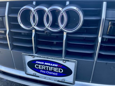 Used 2023 Audi Q7 3.0T Premium Plus AWD/4WD image 33