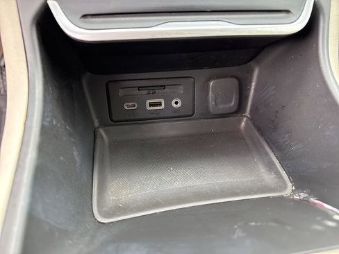 Used 2019 GMC Terrain Denali w/ LPO, 'HIT The Road' Package image 28