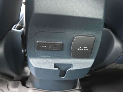 New 2026 Ford Maverick Lariat image 21