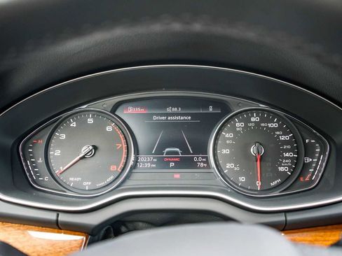 Used 2023 Audi Q5 2.0T Premium w/ Convenience Package image 25