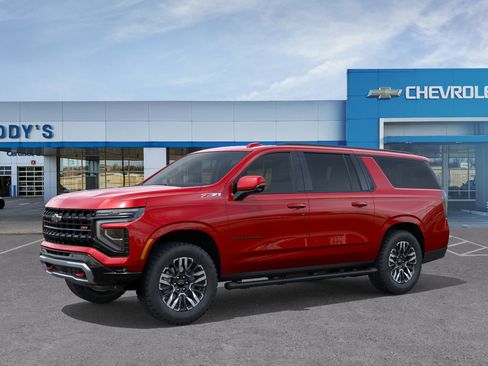 New 2026 Chevrolet Suburban Z71 w/ Comfort Package AWD/4WD image 2
