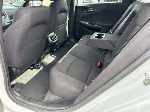 Used 2024 Chevrolet Malibu LT image 12