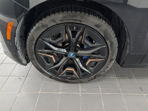 Used 2024 BMW iX M60 image 7