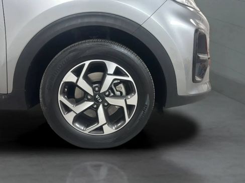 Used 2020 Kia Sportage LX FWD image 26