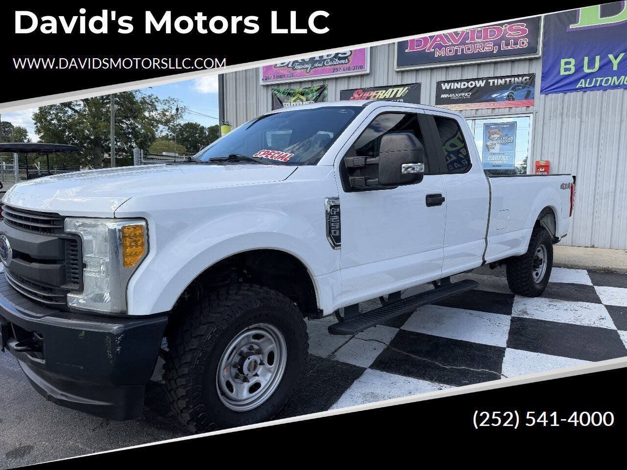 Used 2017 Ford F250 XL w/ Power Equipment Group AWD/4WD image 1