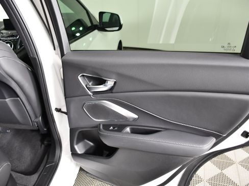 Certified 2025 Acura RDX SH-AWD image 42