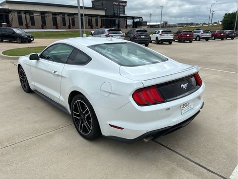 Used 2022 Ford Mustang Premium RWD image 22