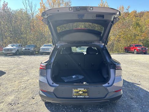 New 2026 Chevrolet Equinox EV LT image 25