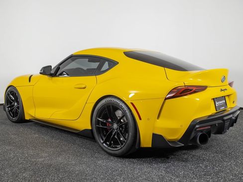 Used 2021 Toyota Supra Premium w/ Driver Assist Package RWD image 9