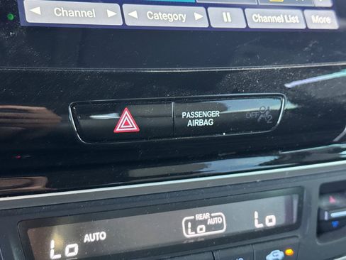 Used 2022 Honda Pilot Touring image 33