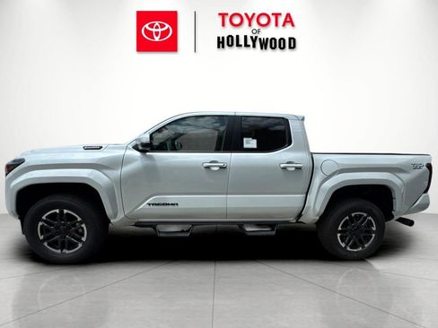 New 2026 Toyota Tacoma TRD Sport AWD/4WD image 9