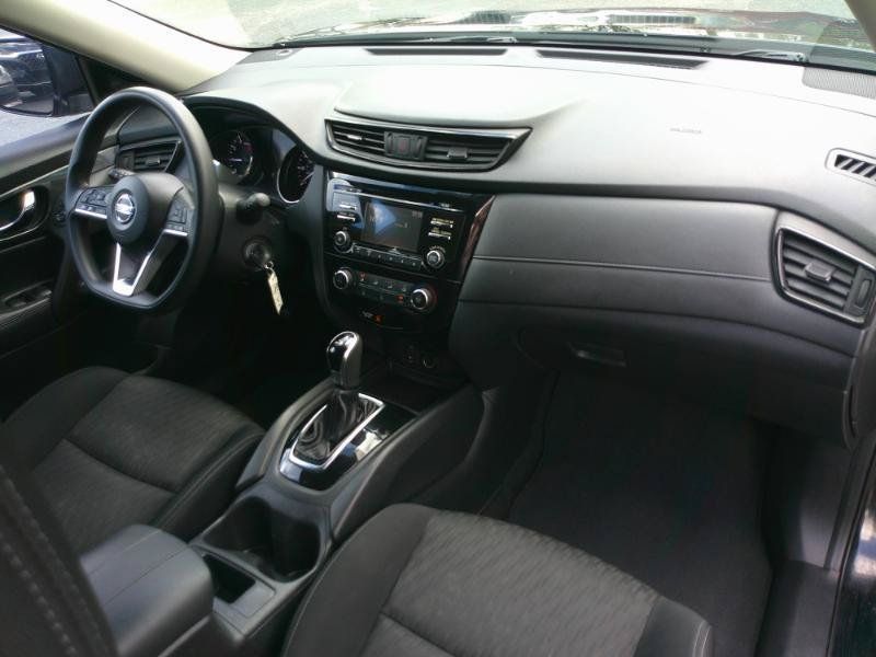 Used 2017 Nissan Rogue S FWD image 19