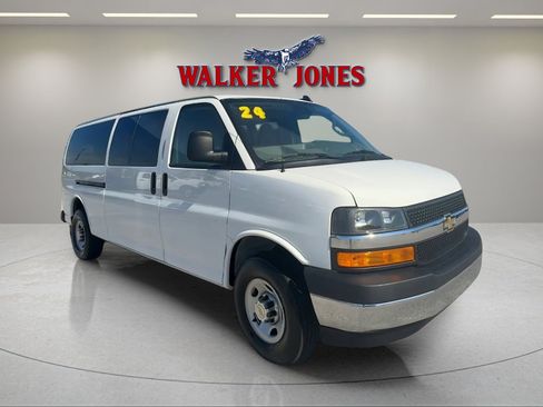 Used 2024 Chevrolet Express 3500 LT w/ LT Preferred Equipment Group image 1