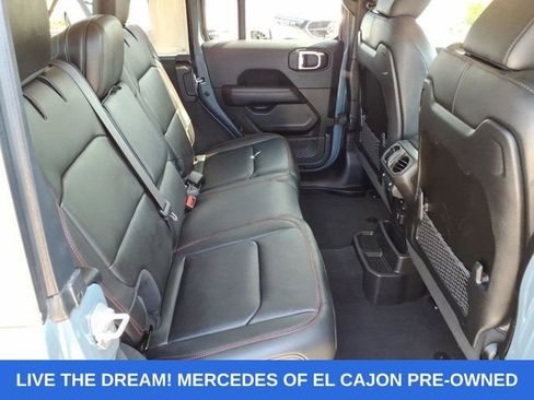 Used 2024 Jeep Wrangler Unlimited Rubicon w/ Convenience Group AWD/4WD image 20