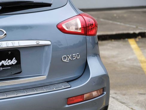 Used 2017 INFINITI QX50 2WD w/ Premium Plus Package image 56