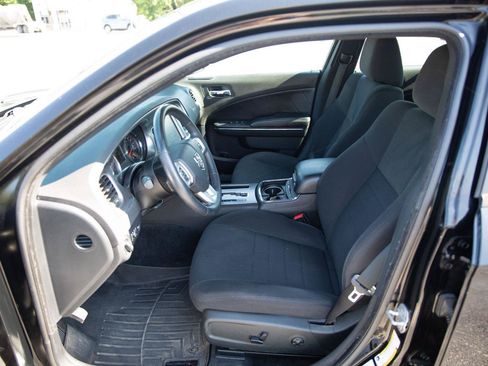 Used 2014 Dodge Charger R/T RWD image 18